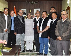 The Governor of Arunachal Pradesh Shri JP Rajkhowa with delegation of the People Party of Arunachal (PPA), led by its Chairman Shri Kamen Ringu at Raj Bhavan, Itanagar on 23rd December 2015